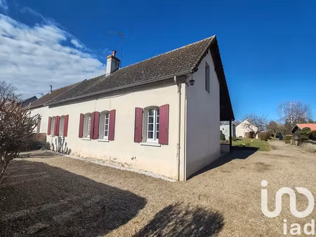 maison à neuilly-le-réal (03340)
