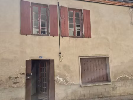 maison de village à huriel (03380)