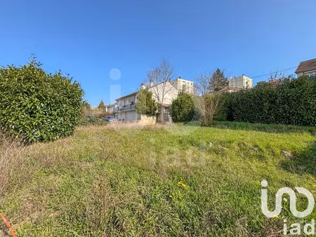 terrain à bâtir à montluçon (03100)