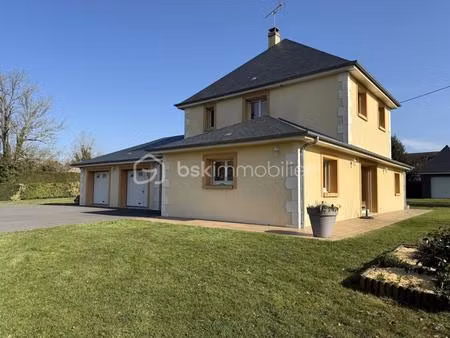maison contemporaine et dépendances offrant 310 m² de potentiel à exploiter