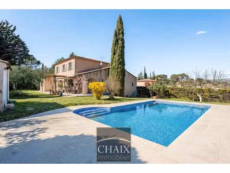 13112 la destrousse - villa type 5 piscine vue dégagée