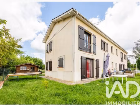 immeuble à saint-hilaire-de-lusignan (47450)