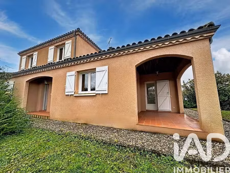 maison à le passage (47520)