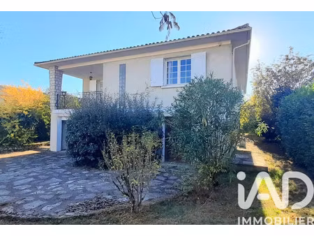 maison à le passage (47520)