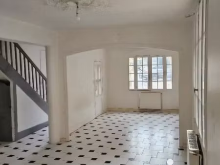 maison de ville à saint-nicolas-de-la-grave (82210)