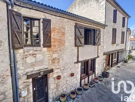 maison de village à roquecor (82150)