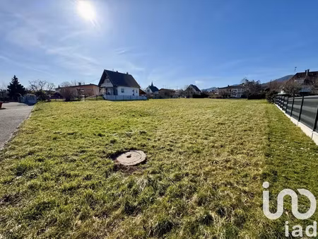 terrain à uffholtz (68700)
