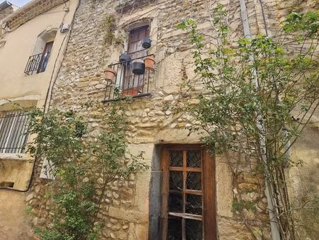 maison de village à tulette (26790)
