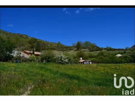 terrain à la roche sur le buis (26170)