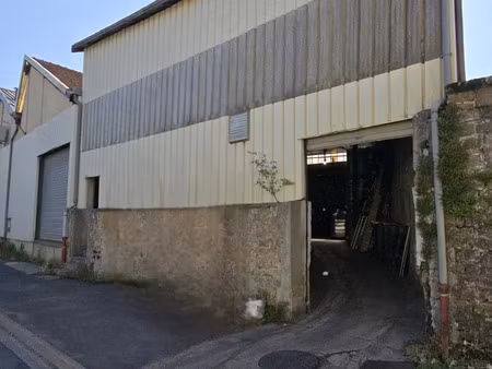 garage à warcq (08000)