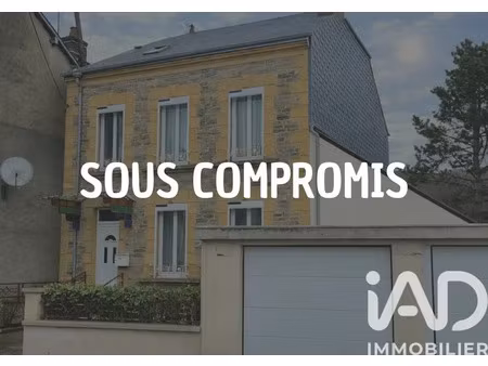 maison à bogny-sur-meuse (08120)