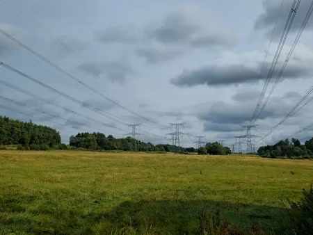 terrain agricole à renwez (08150)