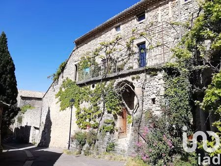maison de village à rousset-les-vignes (26770)
