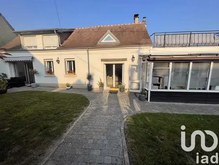 maison à montaigu (02820)
