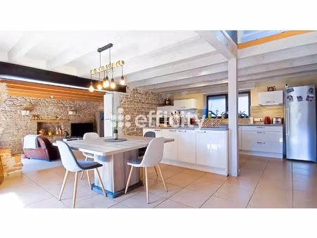 maison 6 pièces - 157 m²