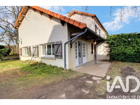 maison de campagne à combrailles (63380)