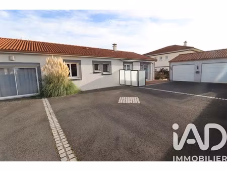 maison à saint-beauzire (63360)