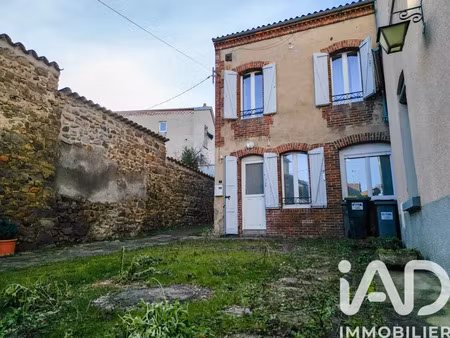 maison de village à auzat-la-combelle (63570)
