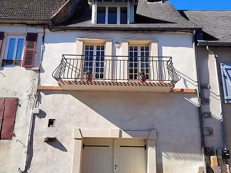 maison de village à herment (63470)