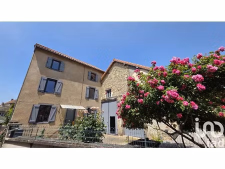 maison de village à artonne (63460)