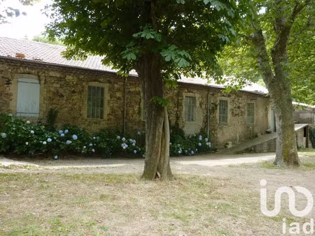 maison à burzet (07450)