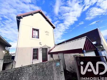 maison à champagné (72470)