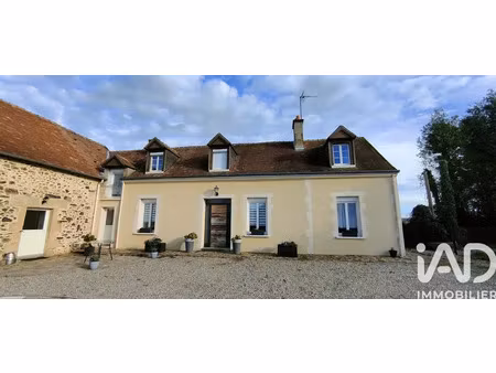 maison à neufchâtel-en-saosnois (72600)