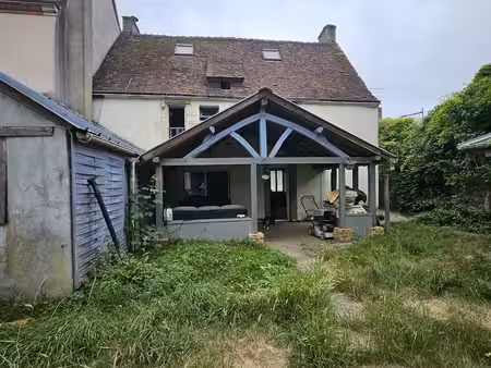 maison de village à sceaux-sur-huisne (72160)