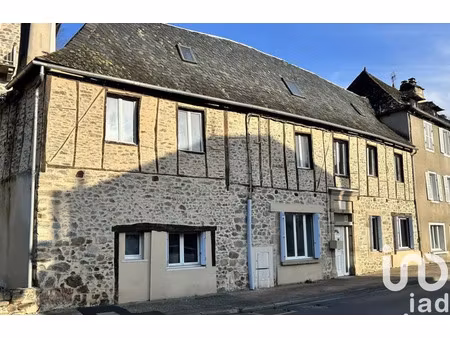maison traditionnelle à forges (19380)
