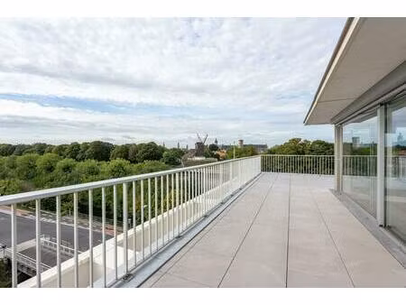 luxueus penthouse appartement (215m² + 120m² terras) te brugge