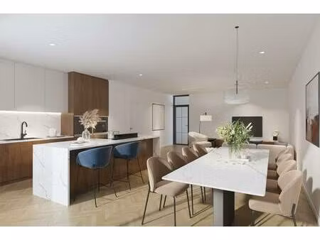 gelijkvloerse woning met autostaanplaats in genk