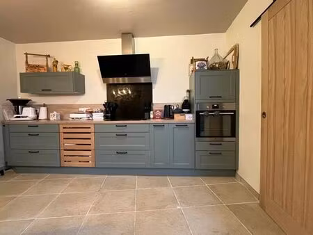 vente maison 4 pièces 99 m² la rochefoucauld-en-angoumois (16110)