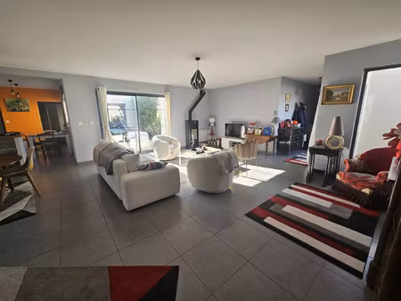 vente maison 3 pièces 118 m² saint-benoît (86280)