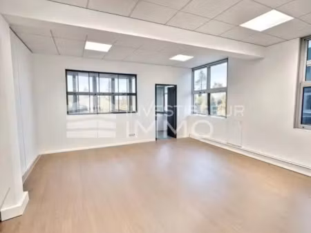 bureaux de 217m² à louer à lognes immédiatement disponible