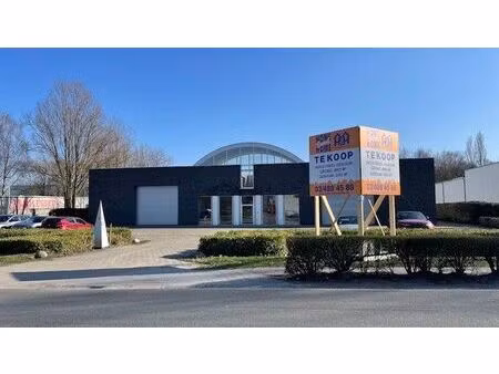 polyvalent nijverheidscomplex op bedrijventerrein krekelenberg boom