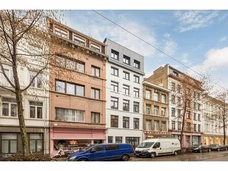 gerenoveerd gebouw op aaa+ locatie