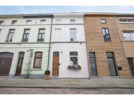 huis te koop in sint-amandsberg