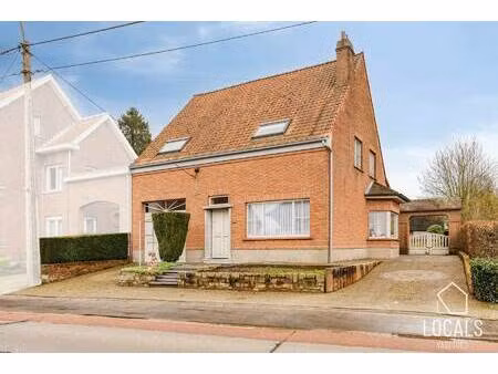 charmante woning op een topligging in denderhoutem