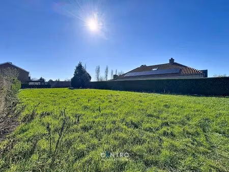 zuidgericht perceel bouwgrond voor villabouw!