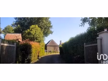 maison à isigny-le-buat (50540)