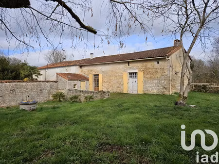 maison à mouton (16460)