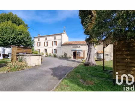 maison à saint-saturnin (16290)
