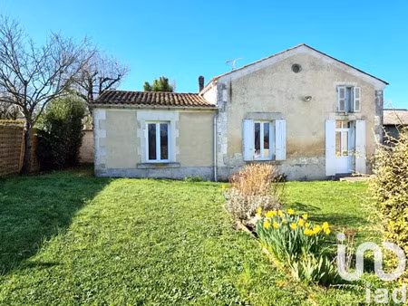 maison de village à segonzac (16130)