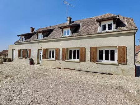 maison de village à droupt-sainte-marie (10170)
