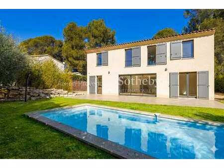 maison de luxe à vendre à aix-en-provence : 1 390 000 € | 164m²