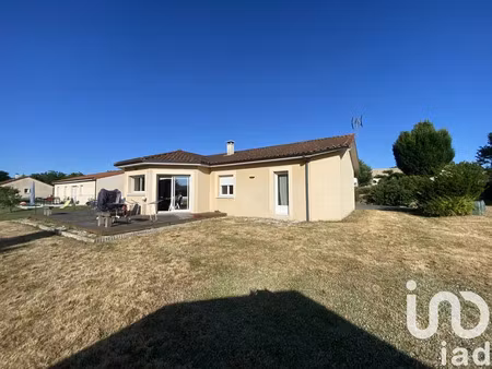 maison à rochechouart (87600)