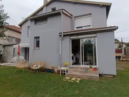 maison traditionnelle à fraisses (42490)