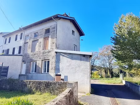 maison de ville à saint-genest-lerpt (42530)