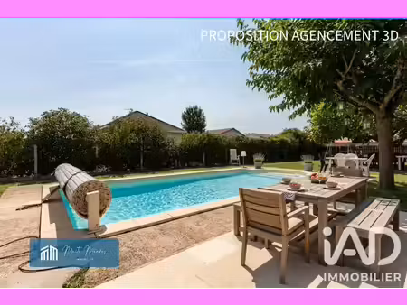 maison traditionnelle à unias (42210)