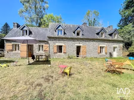 maison à lennon (29190)